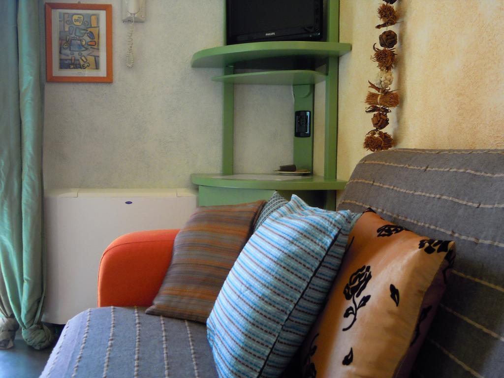 I Freschi Apartment San Bartolomeo Al Mare Exterior photo